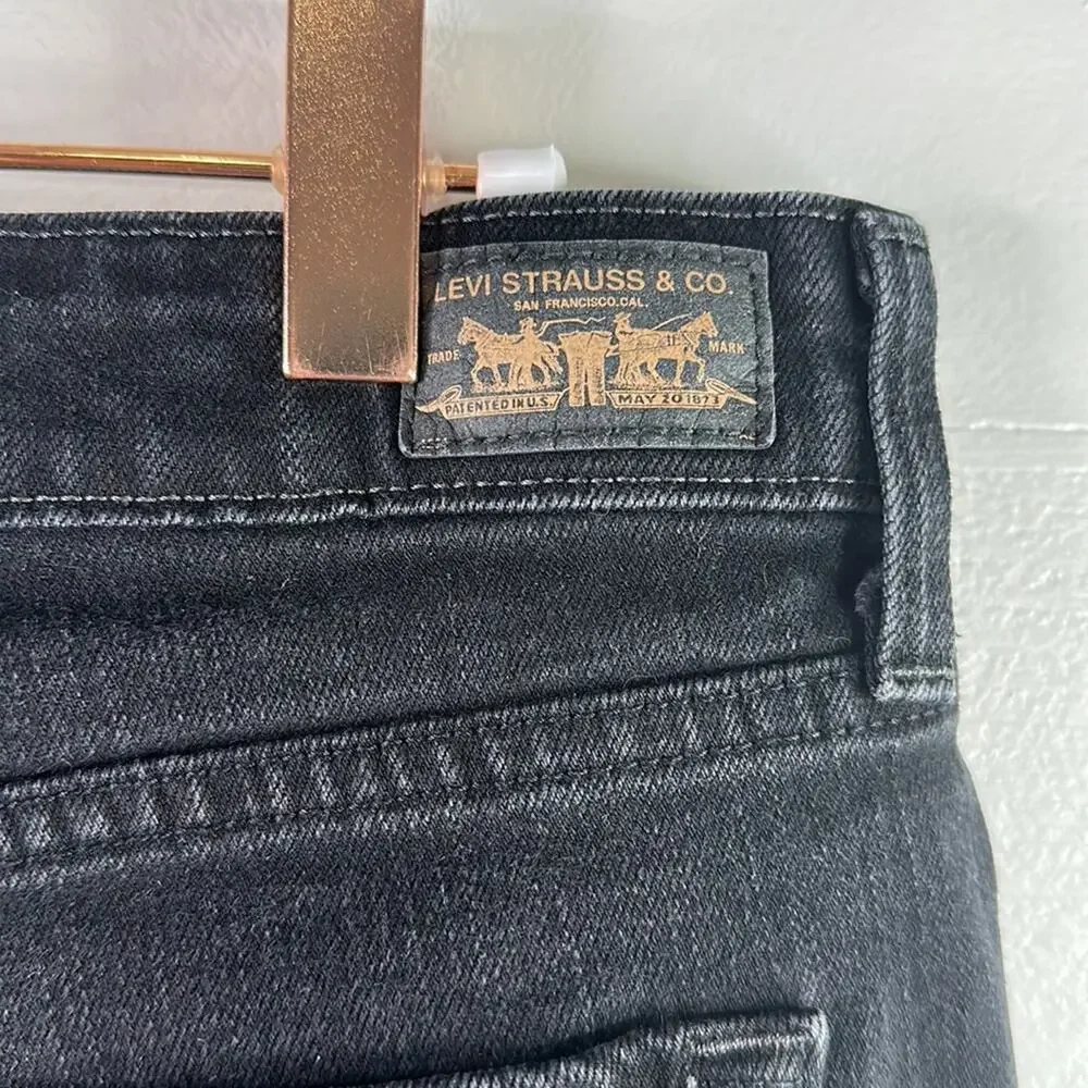 LEVI STRAUSS Black Vintage Mid Rise Skinny Jeans Pants Size 32‎